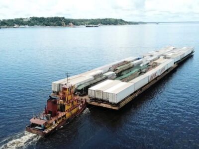 Home 14 Transporte Fluvial de Cargas em Balsas